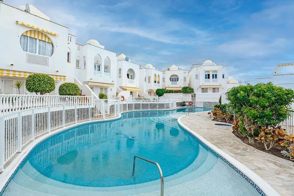 Holiday home Large House With Garden And Direct Access To The Pool Villa Callao Salvaje
